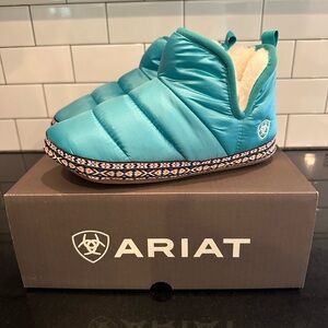 New! ARIAT Cruis Bootie